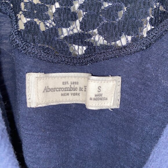 Abercrombie & Fitch Navy Lace Racerback Tank Top Size Small - Picture 5 of 6